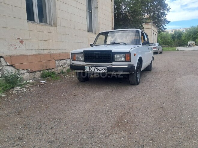 LADA (VAZ) 2107-1
