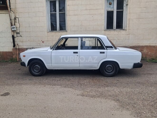 LADA (VAZ) 2107-6