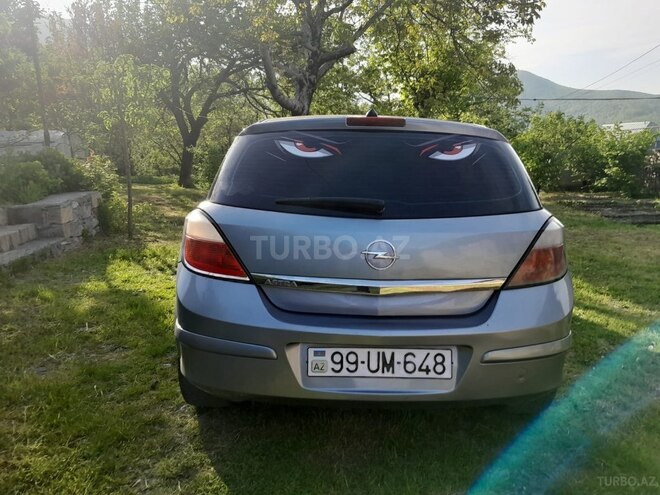 Opel Astra-2