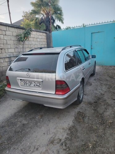Mercedes C 200-3