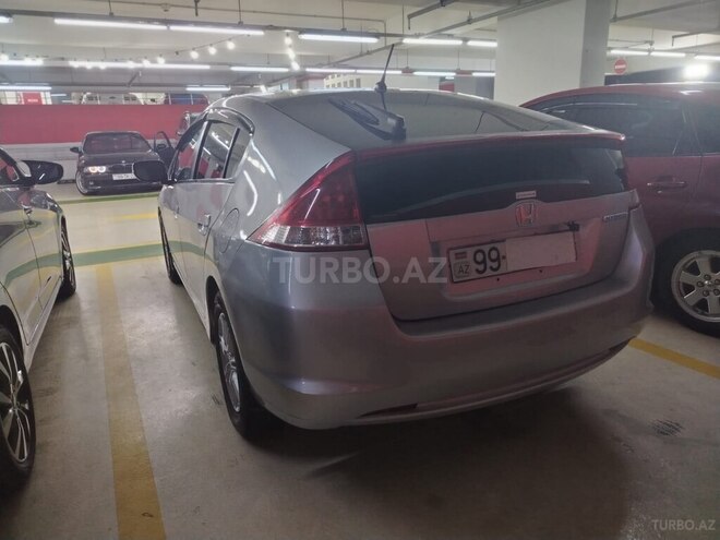 Honda Insight-3