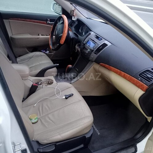 Hyundai Sonata-8