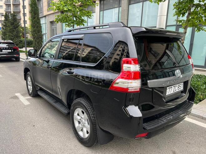 Toyota Land Cruiser Prado-3