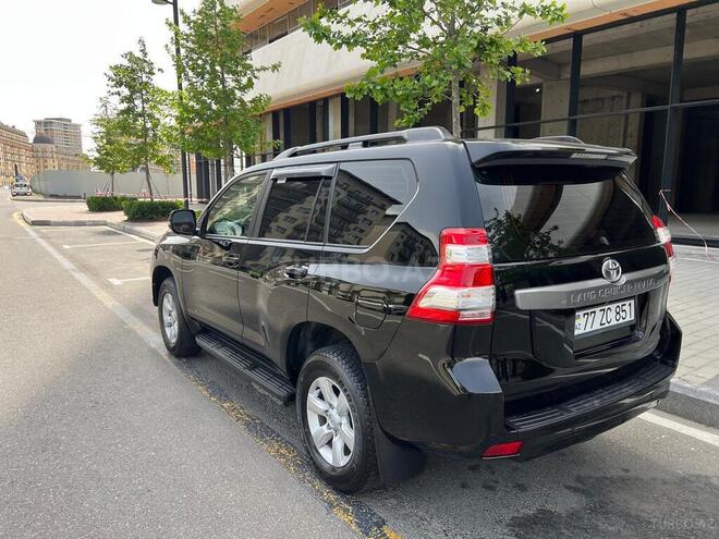 Toyota Land Cruiser Prado-9