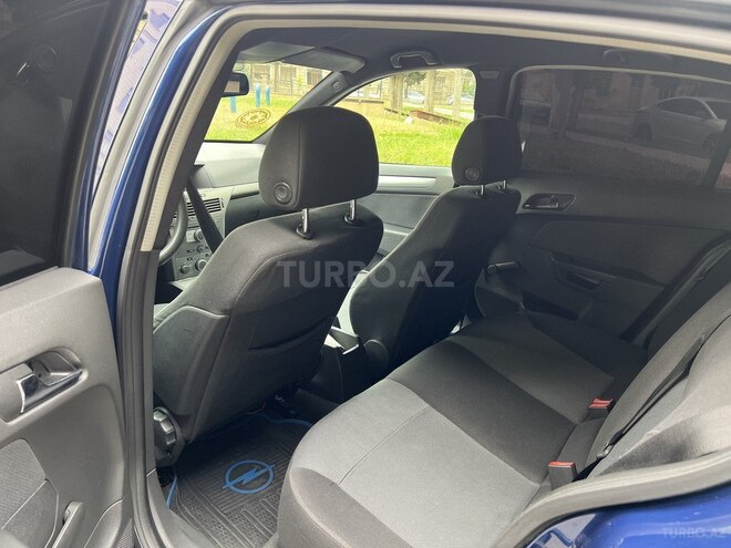 Opel Astra-21