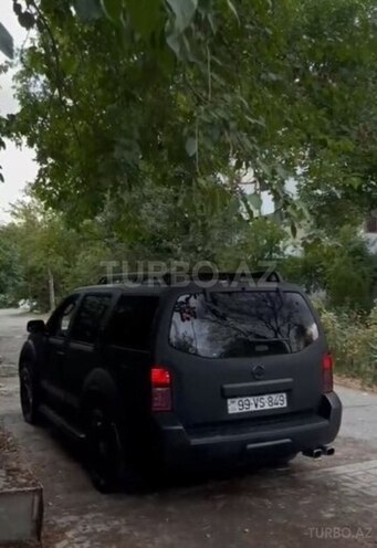Nissan Pathfinder-7