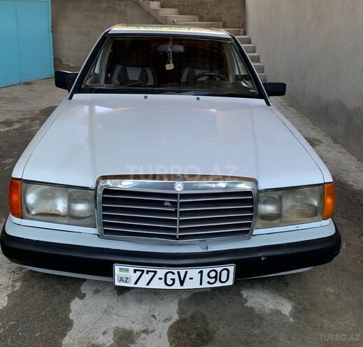 Mercedes 190-5