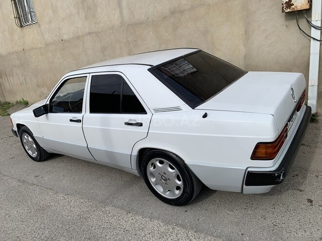 Mercedes 190-6