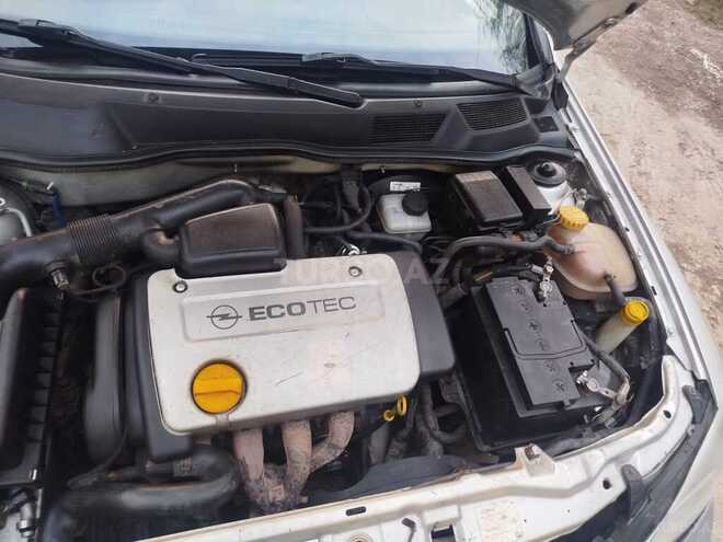 Opel Astra-14