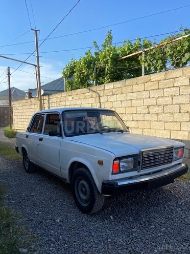 LADA (VAZ) 2107-5