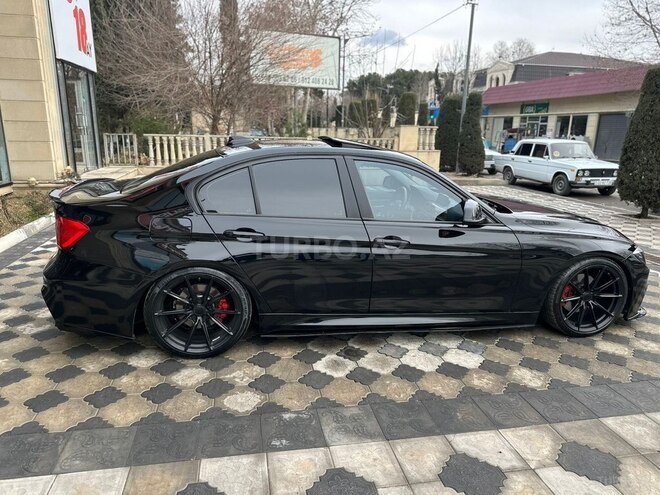 BMW 330-7