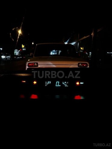 Toyota Prius-13