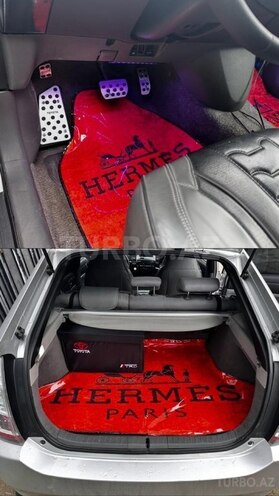 Toyota Prius-10