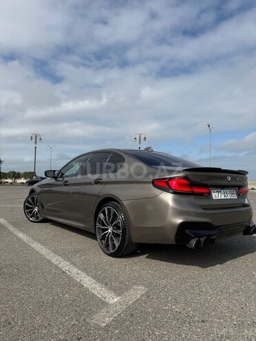 BMW 530-3