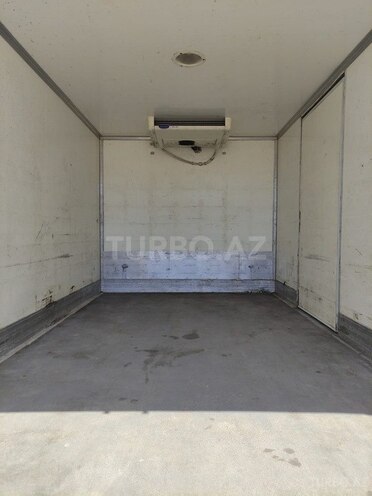Ford Transit-5