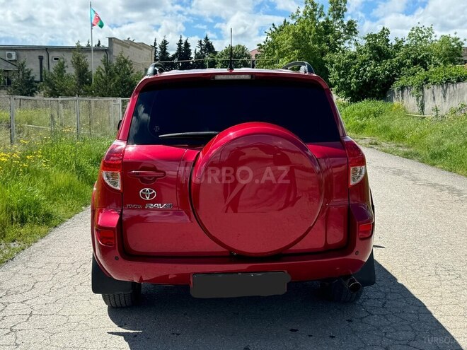 Toyota RAV4-7