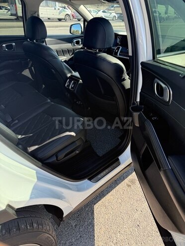 Kia Sorento-13