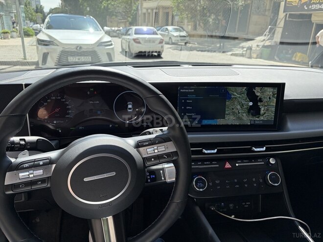 Hyundai Sonata-4