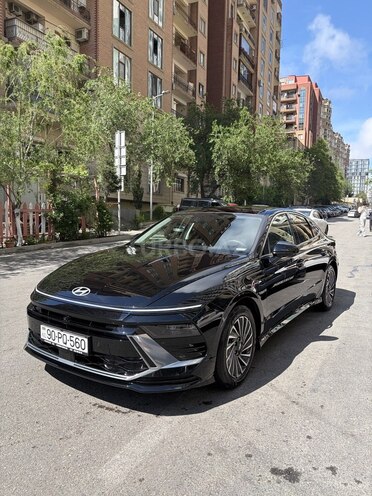 Hyundai Sonata-1