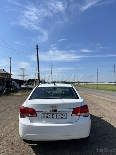 Chevrolet Cruze-5