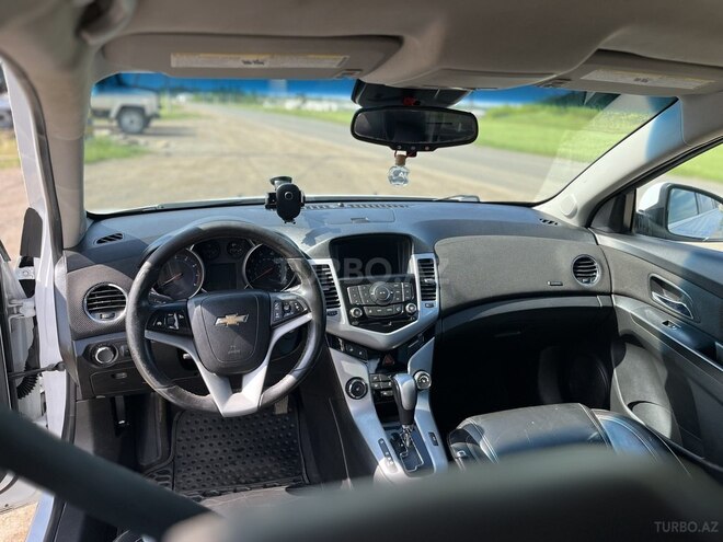 Chevrolet Cruze-8