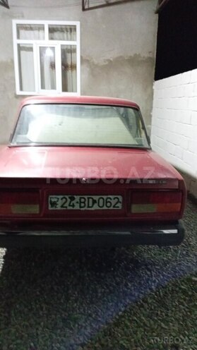 LADA (VAZ) 2107-2