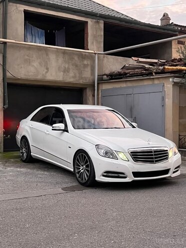 Mercedes E 200-1