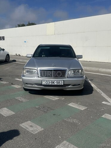 Mercedes C 240-1