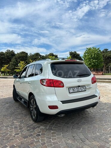 Hyundai Santa Fe-4
