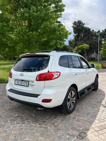 Hyundai Santa Fe-3