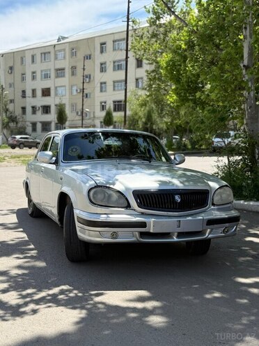 GAZ 31105 "Volga"-1
