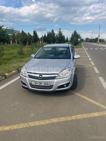 Opel Astra-2