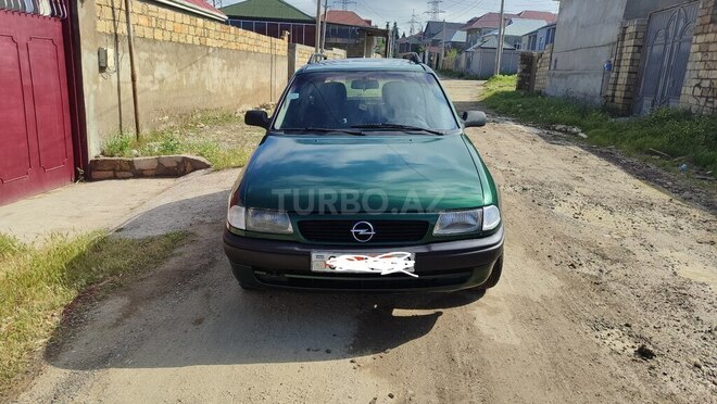 Opel Astra-1