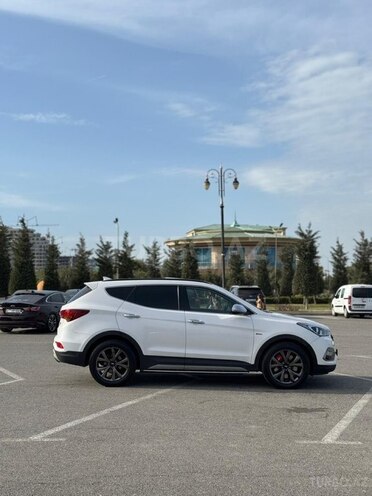 Hyundai Santa Fe-4