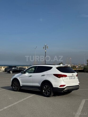 Hyundai Santa Fe-9