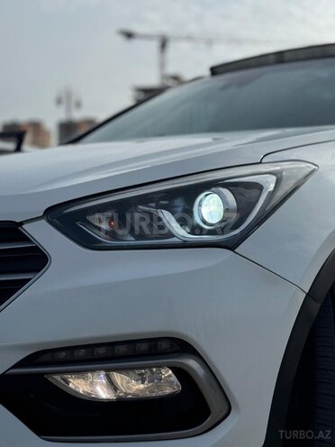 Hyundai Santa Fe-10