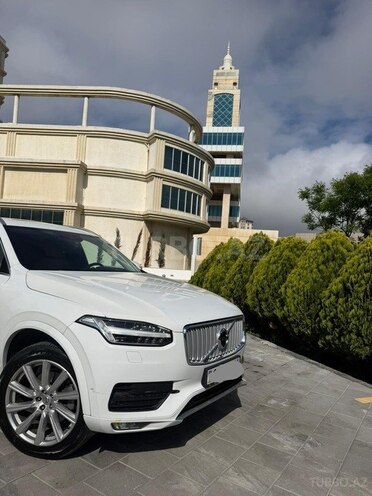 Volvo XC90-15