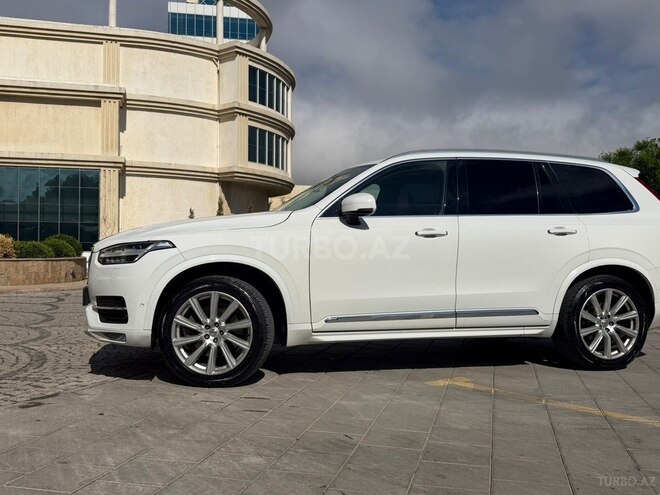Volvo XC90-3