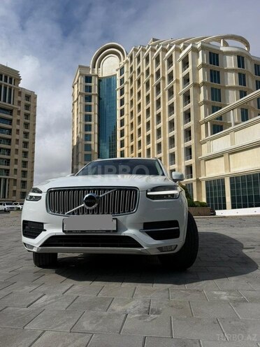 Volvo XC90-16