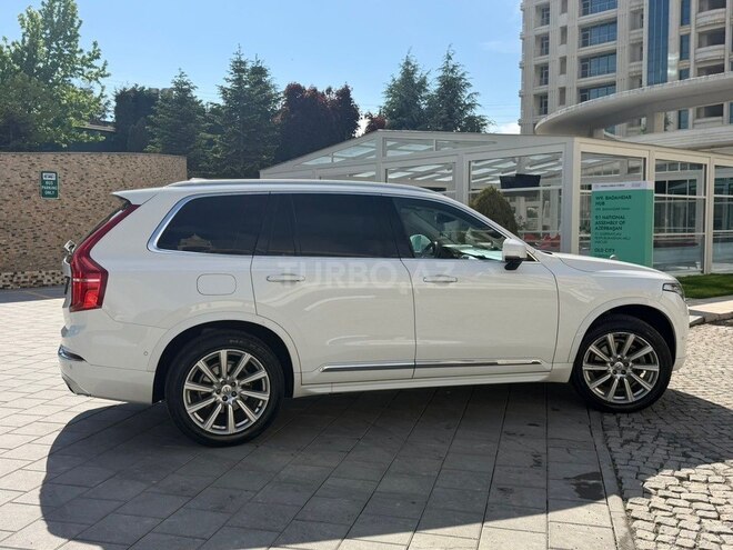 Volvo XC90-20