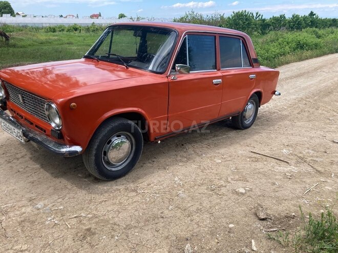 LADA (VAZ) 21011-3