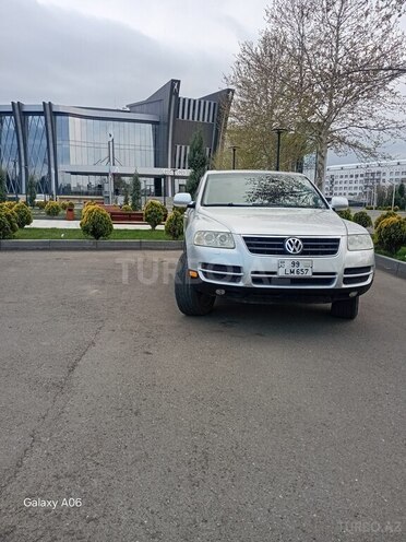 Volkswagen Touareg-2
