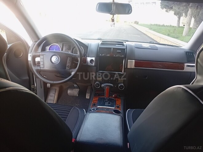 Volkswagen Touareg-10