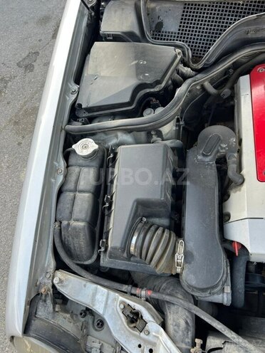 Mercedes E 200-7
