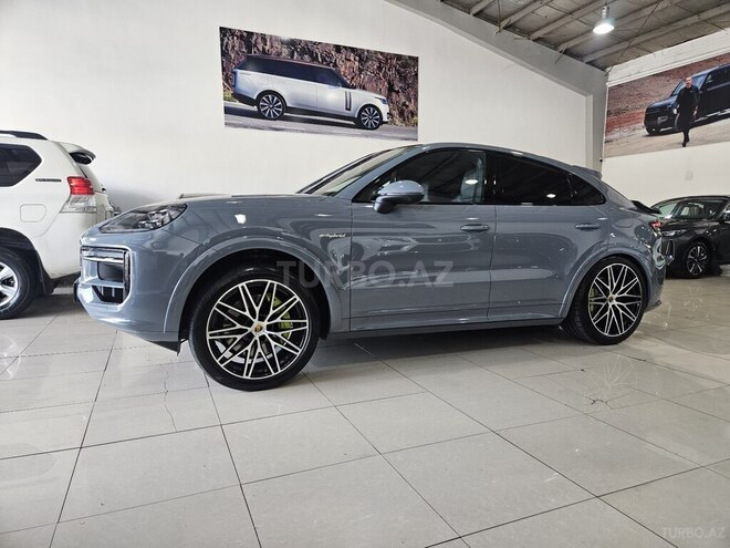 Porsche Cayenne E-hybrid Coupe-36