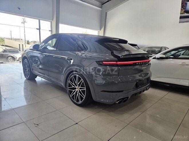 Porsche Cayenne E-hybrid Coupe-38