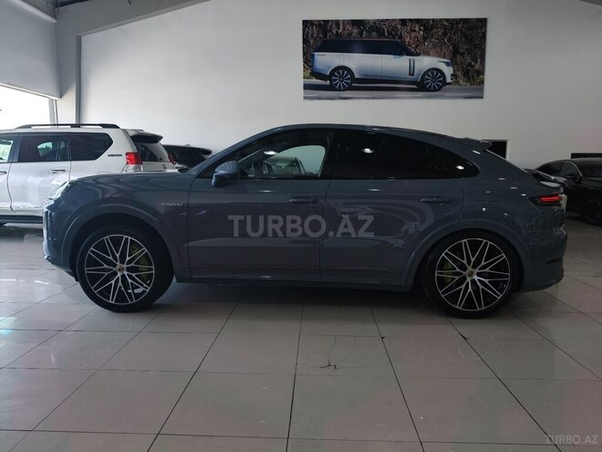 Porsche Cayenne E-hybrid Coupe-41