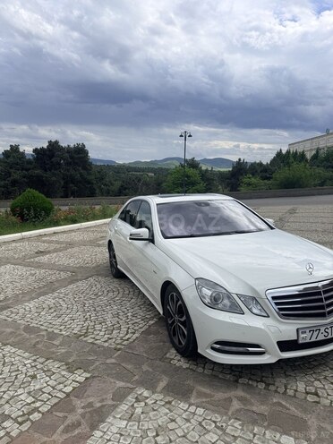 Mercedes E 200-7