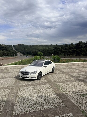 Mercedes E 200-12