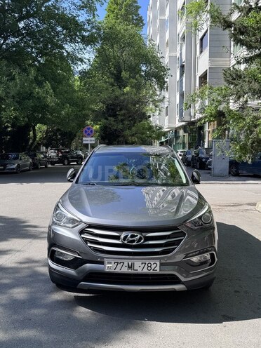 Hyundai Santa Fe-1